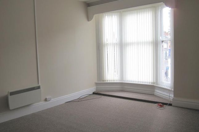 Flat to rent in The Parade, Minehead