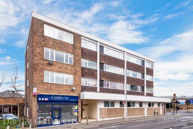 Flat for sale in St. Marks Hill, Surbiton