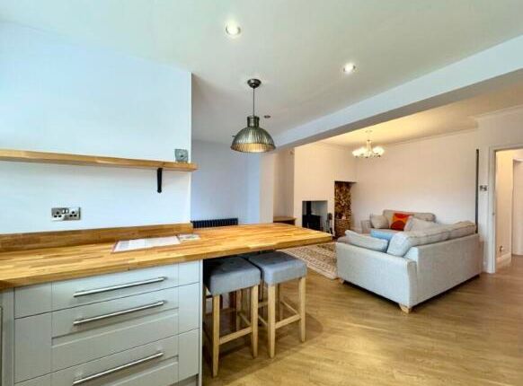 35, VERDURE AVENUE, BOLTON photo 5