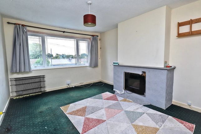 11A Ramsden Avenue, Nuneaton, Warwickshire photo 2