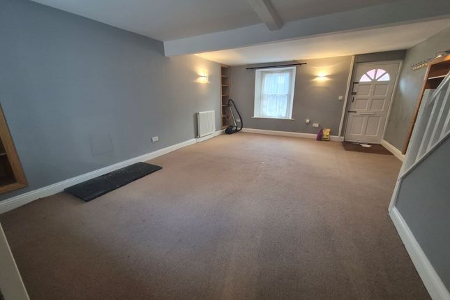 15, Heol Pentrerhedyn, Machynlleth photo 2