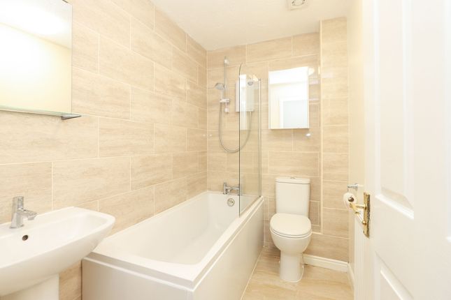 32 Howells Place, Chesterfield photo 4