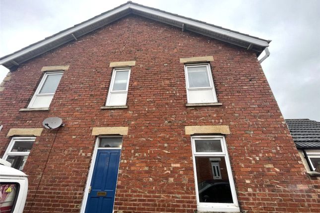 Flat to rent in Edward Street, Grantham, Lincolnshire