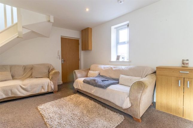 Flat for sale in Vicarage View, Old Town, Swindon, Wiltshire