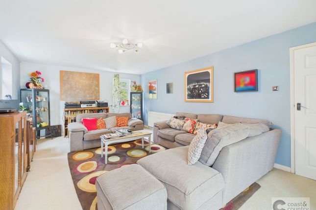 76, Seymour Road, Newton Abbot photo 3