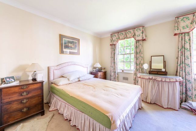 Thumbnail Terraced house for sale in Steeple Close, Bishop's Park, London