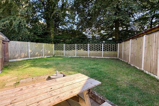 76, Jenwood Road, Honiton photo 2