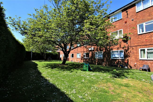 Flat for sale in Old Bath Road, Colnbrook, Slough