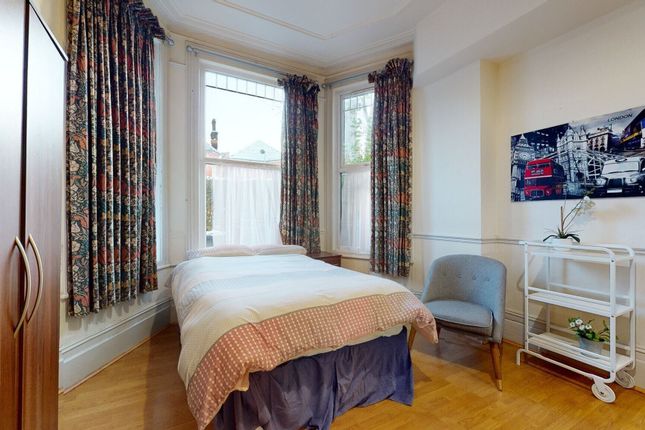 Thumbnail Room to rent in Anson Road, London