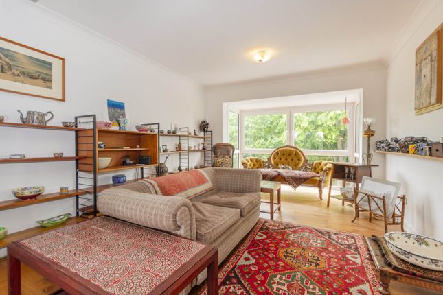 16, Conesford Drive, Norwich photo 4