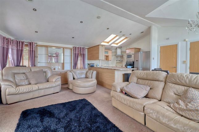 15, Stream View, East Clacton photo 2