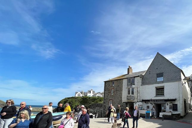 Thumbnail Restaurant/cafe for sale in Mote Restaurant &amp; Bar (Leasehold), 9 Fore Street, Port Isaac, Cornwall