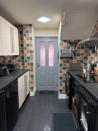 Silverlocke Road, Grays photo 4