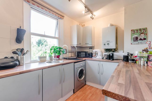 Thumbnail Flat to rent in Alexandra Road, Wimbledon, London