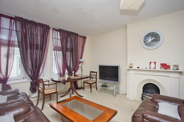 Flat 2, The Residences,, Caves Court, Dover photo 2