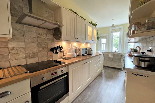 9 Barton Hall,, Bartons Road, Hampshire photo 4