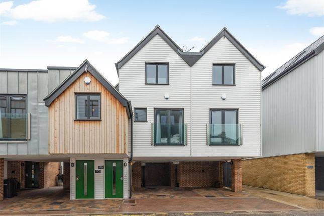 Thumbnail Town house for sale in Sea Street, Whitstable