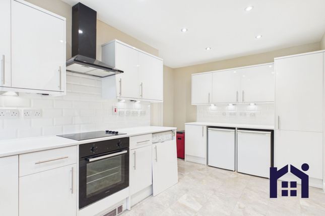 6 Whalley Road, Chorley photo 2