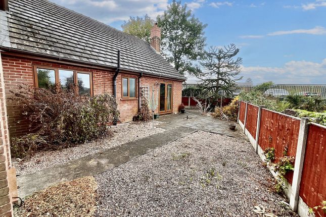 26 Leek Road, Stoke-On-Trent photo 4