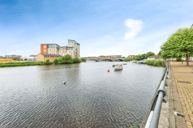 Flat 15, Clifton House, Thornaby Place, Stockton-On-Tees photo 4