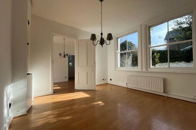 Flat to rent in Shakespeare Road, Worthing