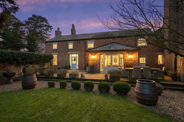4-bed house on St Michaels Hall Cottage, Hall Lane, Preston, £1,250,000