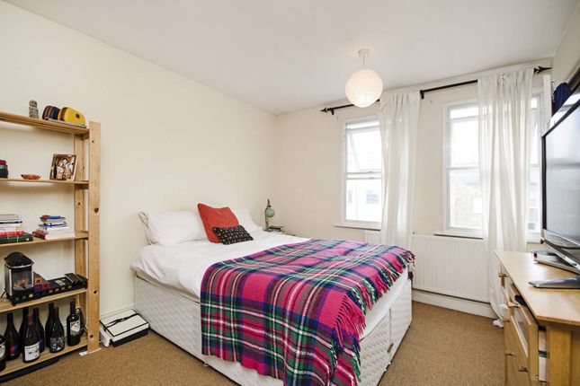 Thumbnail Terraced house to rent in Chester Crescent, Dalston, London