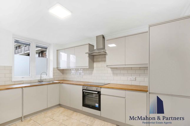 Flat for sale in Lockwood Square, London