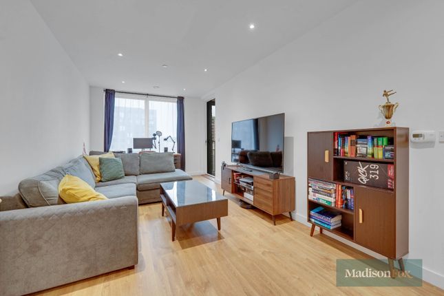 Flat 20 Guthrum Court, 1, Cavendish Square, Royal Albert Wharf photo 4