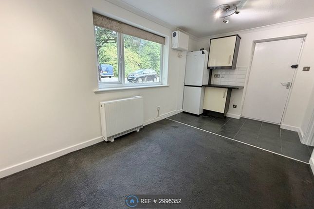 Langdale Grove, Bingham, Nottingham photo 4
