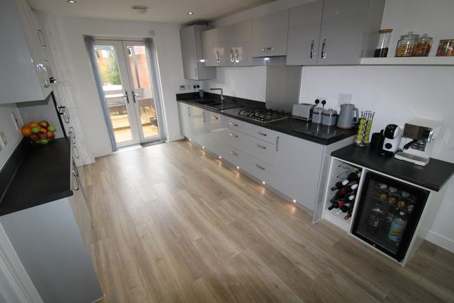 37, Burgh Drive, Milton Keynes photo 4