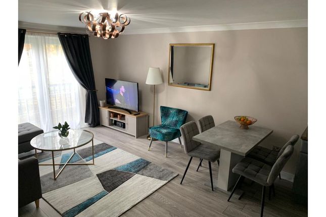 Flat for sale in Roch Bank, Manchester