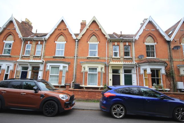 Terraced house for sale in Lyndale Avenue, Bridgwater