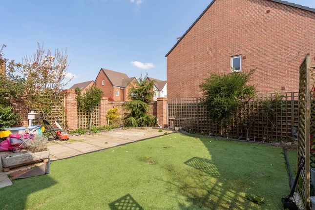 5, Cordin View, Coventry photo 4