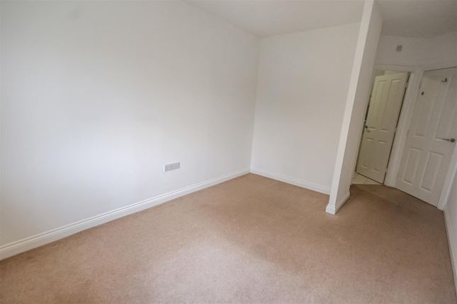 107, Hartington Way, Darlington photo 4