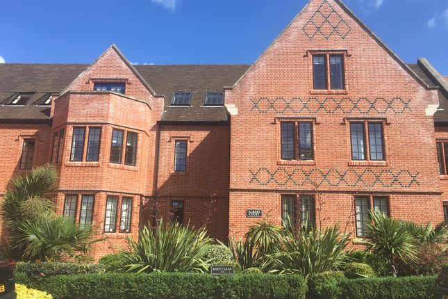 Flat to rent in The Galleries, Warley, Brentwood