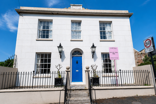 33, Nelson Place, Broadstairs photo 2
