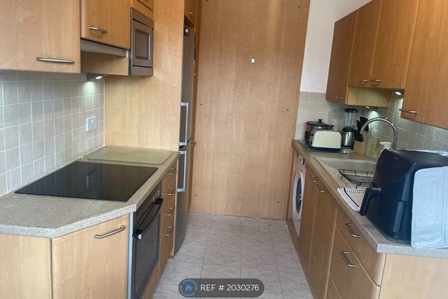 Thumbnail Flat to rent in Bramley House, London