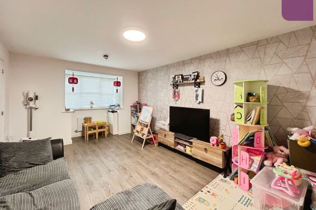 11, Laughton Avenue, Manchester photo 2