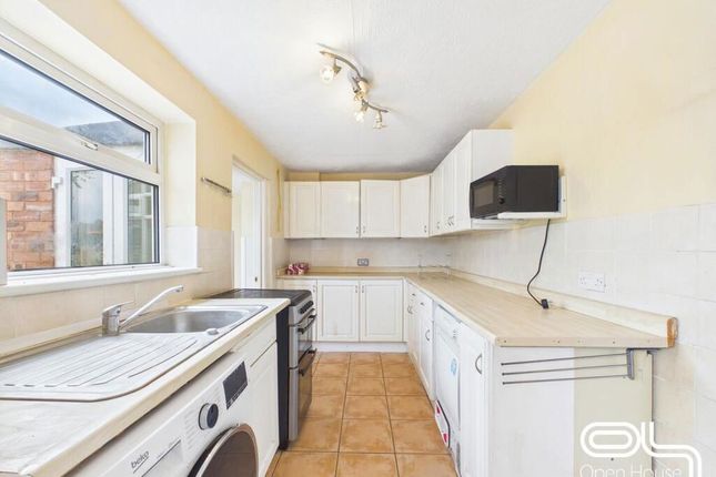 113, John Amery Drive, Stafford photo 3
