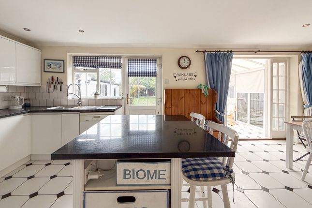 62 Windsor Road, Maidenhead, Berkshire photo 3