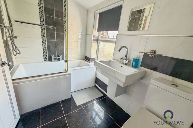 15, Charlieville Road, Erith photo 2