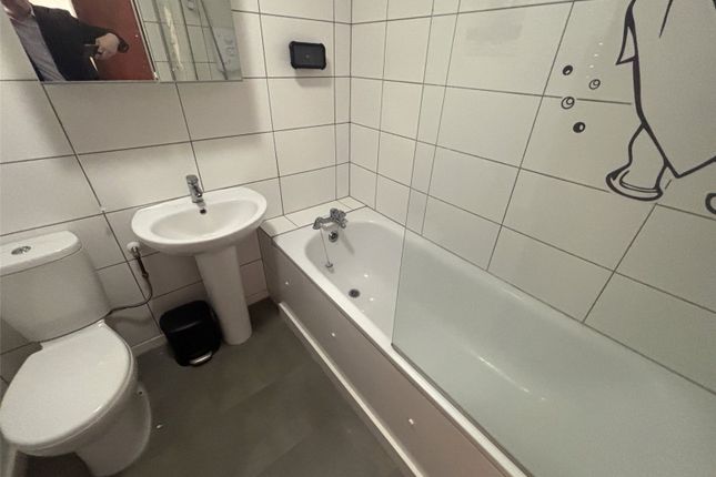 112, Parish Gate Drive, Sidcup photo 5