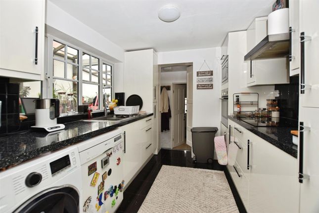 136, Worthing Street, Hull photo 4