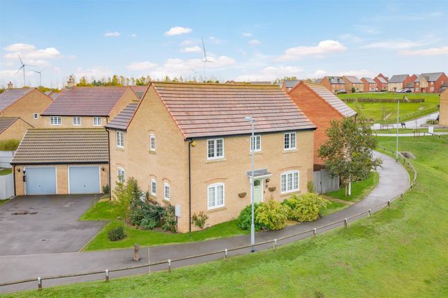 4-bed detached on Clipson Close, Burton Latimer, £450,000