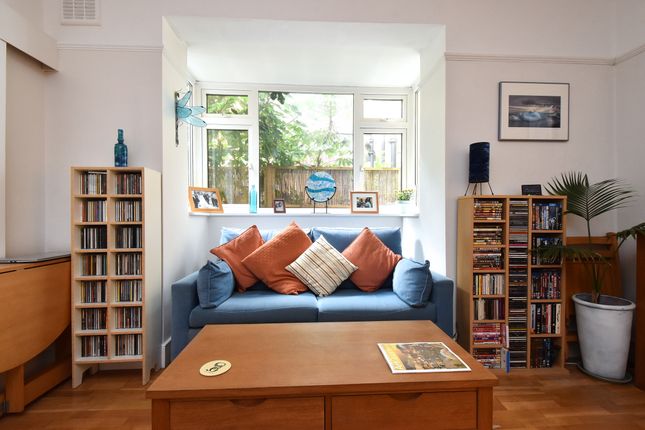 3b, Dunoon Road, London photo 3