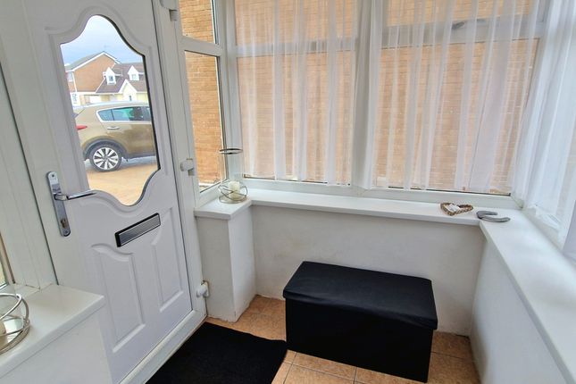 64, SANDPIPER ROAD, PORTHCAWL photo 3