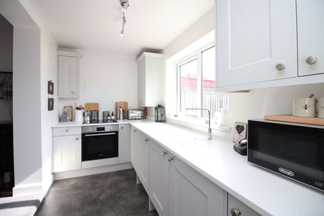 15, North Square, Thornton-Cleveleys photo 2