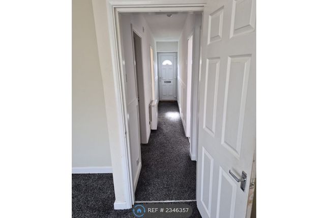 Flat, Spring Court Nottingham Road, Stapleford, Nottingham photo 5