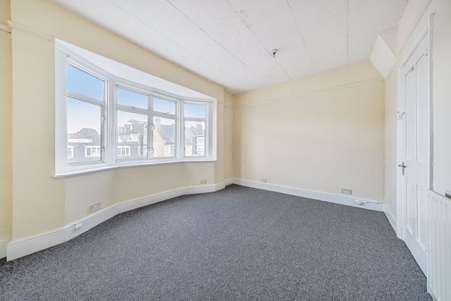 Thumbnail Maisonette to rent in Upper Tooting Road, London